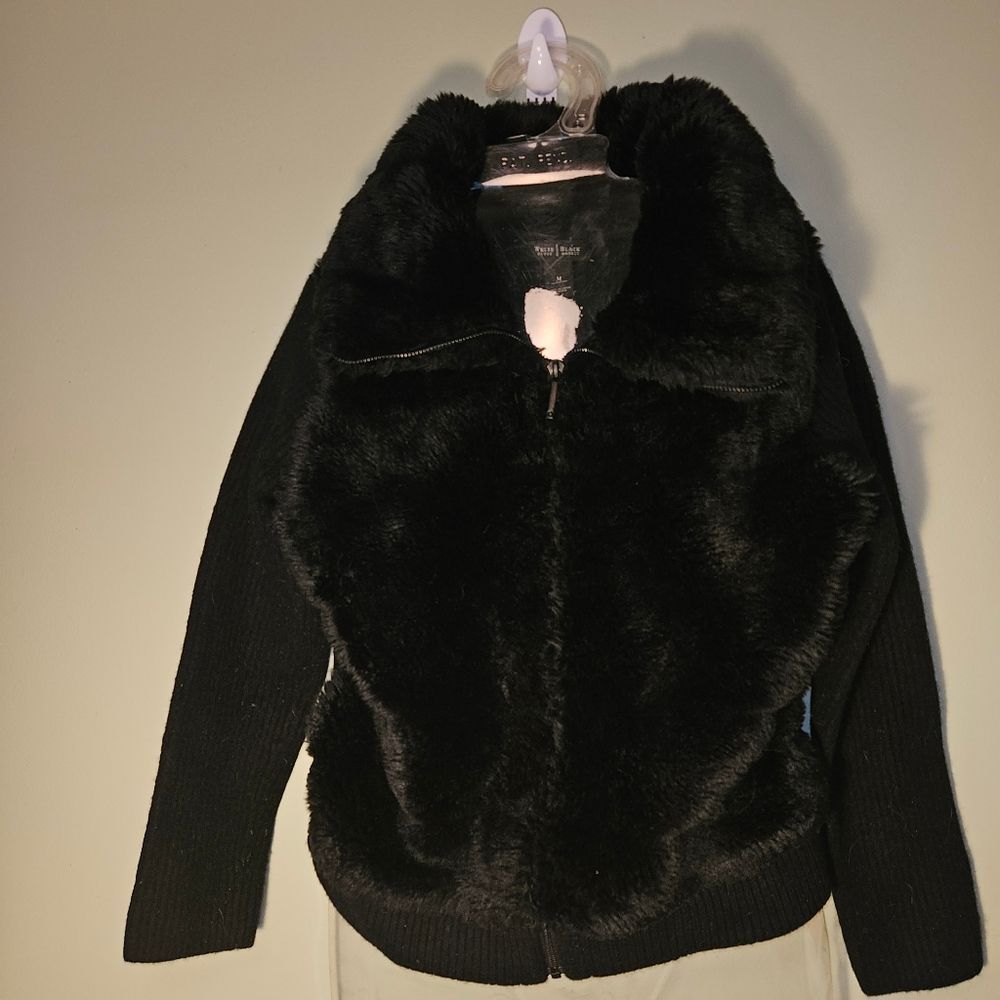White House | Black Market sweater zip‎ jacket with faux fur Size M